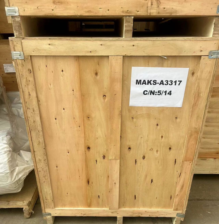 5pcs M200L dental chair and 3 Cabinets have been sent to our customer.